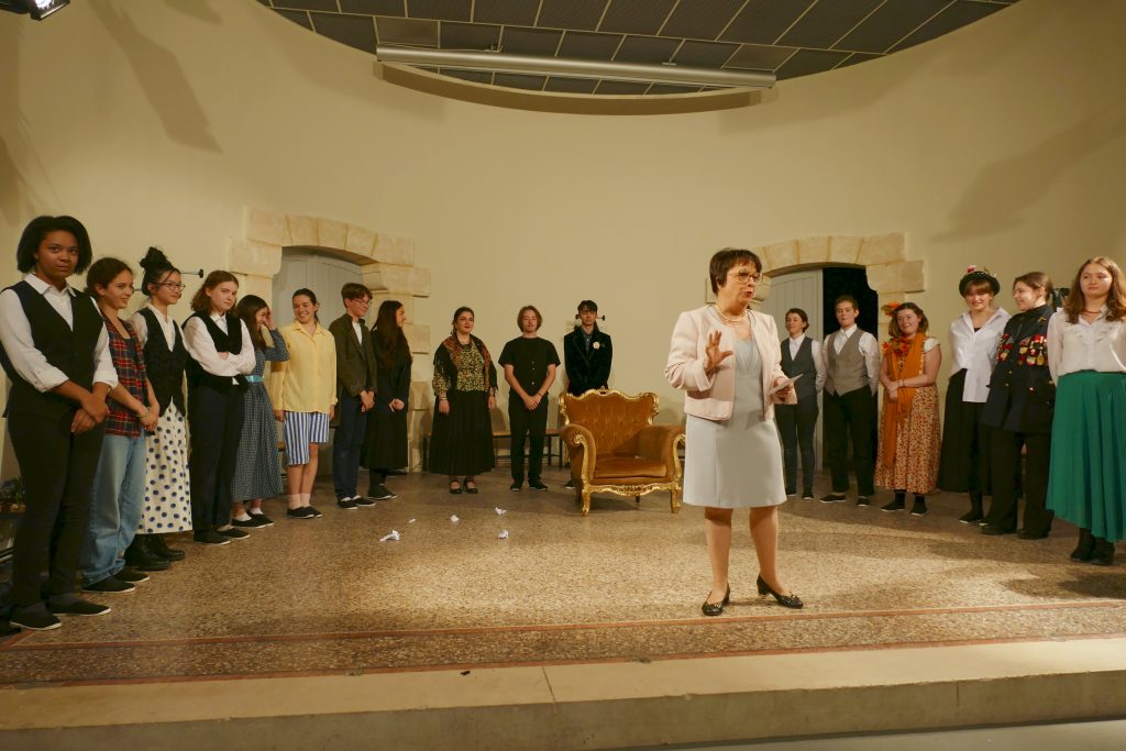 La troupe de théâtre du Lycée