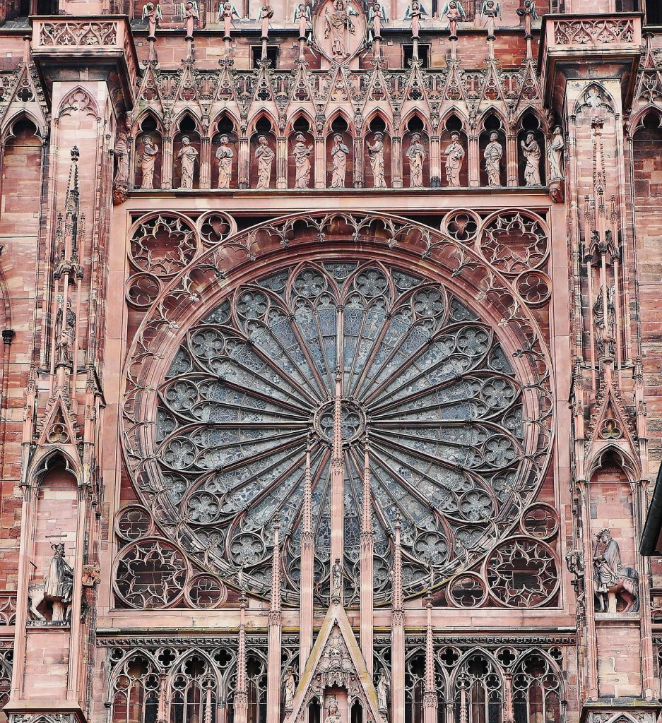 Vitrail central de la Cathédrale Notre-Dame de Strasbourg