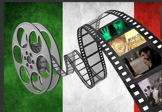 Cinéma italien : drapeau et bobine de film