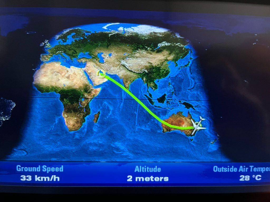 La carte du vol nous annonce le trajet vers l'Australie.